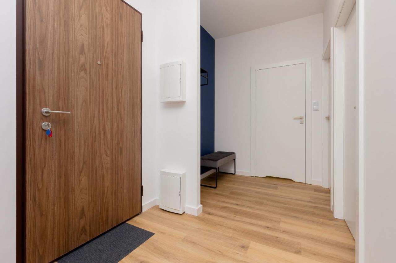 Apartment Avenue Solidarnosci On Wola By Noclegi Renters Varsó Kültér fotó
