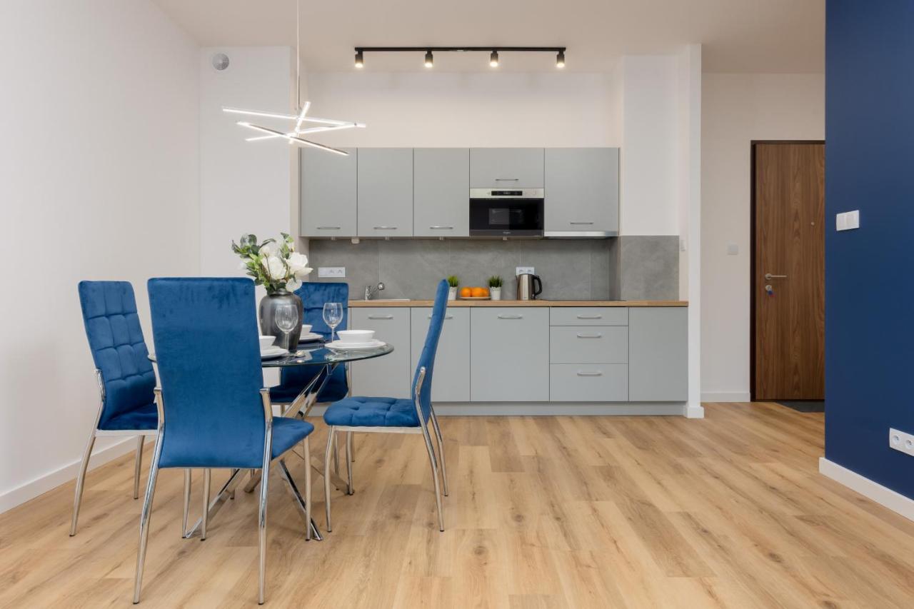 Apartment Avenue Solidarnosci On Wola By Noclegi Renters Varsó Kültér fotó