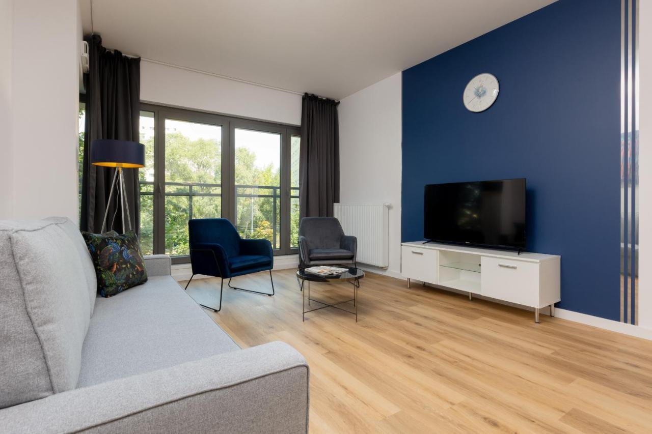 Apartment Avenue Solidarnosci On Wola By Noclegi Renters Varsó Kültér fotó